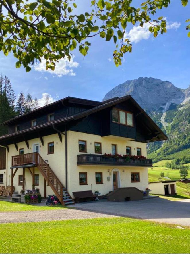 Reithgut Apartamento Sankt Martin am Tennengebirge Exterior foto